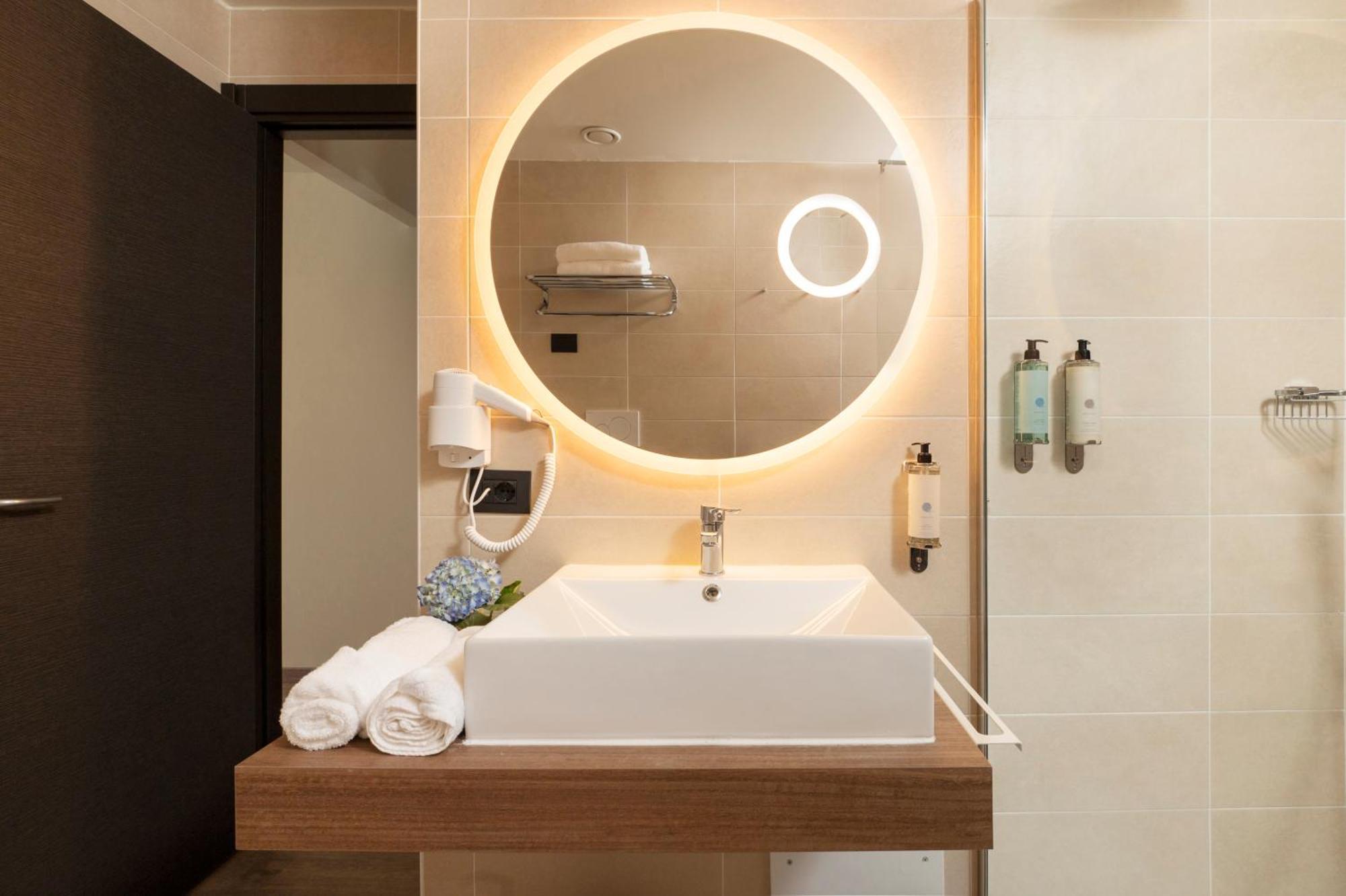 San Martino Siccomario Hotel Plaza מראה חיצוני תמונה