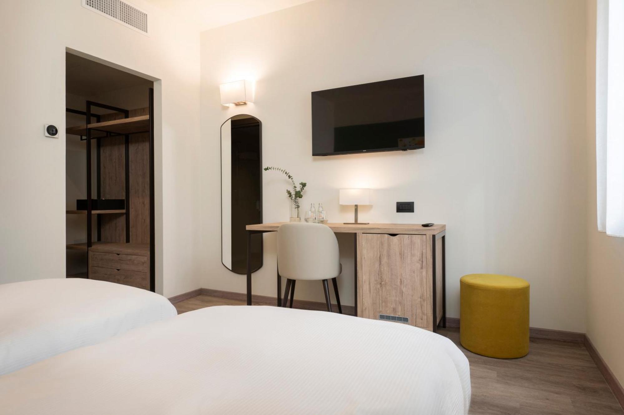 San Martino Siccomario Hotel Plaza מראה חיצוני תמונה