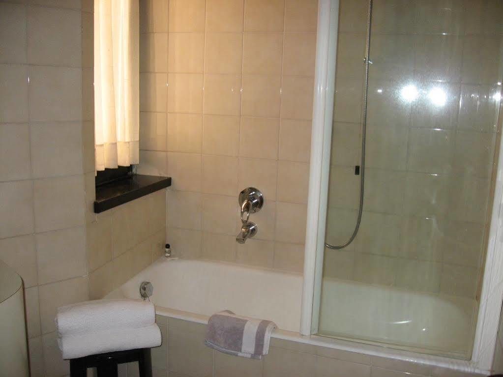 San Martino Siccomario Hotel Plaza מראה חיצוני תמונה